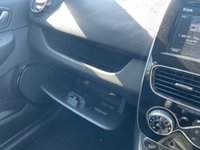 USED 2017 67 RENAULT CLIO 0.9 TCe Signature Nav Hatchback 5dr Petrol Manual Euro 6 (s/s) (90 ps) JUST 2 OWNER+NEW MOT ON SALE