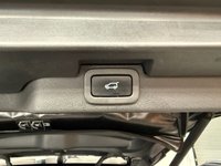 USED 2018 68 LAND ROVER DISCOVERY 3.0 SD V6 HSE SUV 5dr Diesel Auto 4WD Euro 6 (s/s) (306 ps) 