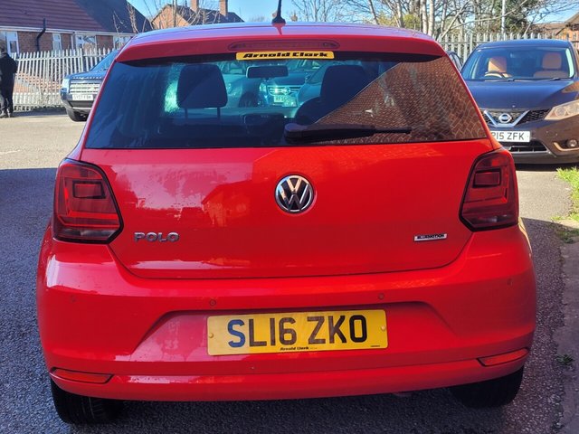 2016 VOLKSWAGEN POLO - Photo 5