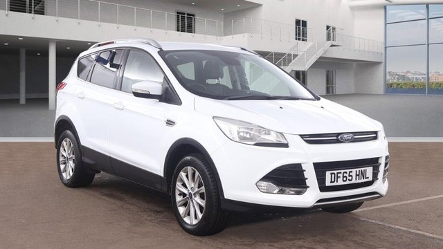 2015 FORD KUGA - Photo 4