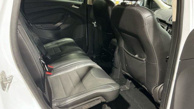 2015 FORD KUGA - Photo 11