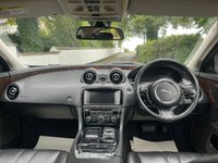 USED 2015 15 JAGUAR XJ 3.0d V6 Premium Luxury Saloon 4dr Diesel Auto Euro 5 (s/s) (LWB) (275 ps) 