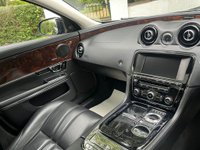 USED 2015 15 JAGUAR XJ 3.0d V6 Premium Luxury Saloon 4dr Diesel Auto Euro 5 (s/s) (LWB) (275 ps) 