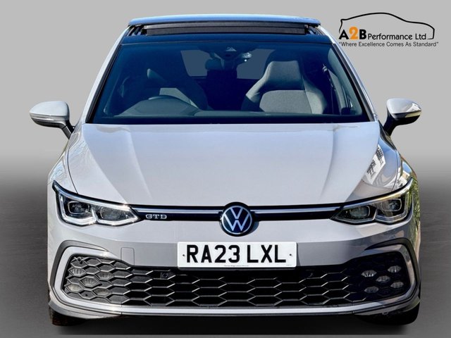 View our VOLKSWAGEN GOLF