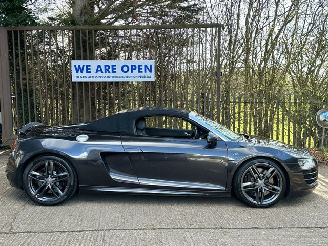 View our Audi R8 range