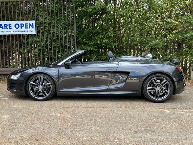 Audi R8 V10 Spyder — seller photograph