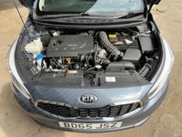 USED 2015 65 KIA CEED 1.6 CRDi 2 Hatchback 5dr Diesel DCT Euro 6 (s/s) (134 bhp) FRESH SERVICE 1 PRE OWNER