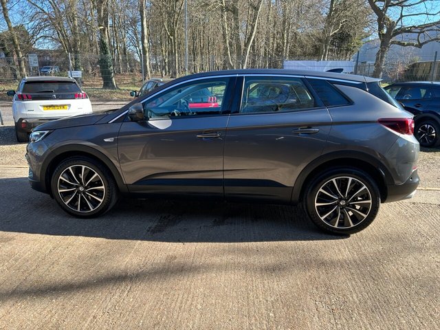 2021 VAUXHALL GRANDLAND X - Photo 8