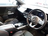 USED 2021 21 MERCEDES-BENZ GLA 2.0 GLA220d AMG Line SUV 5dr Diesel 8G-DCT 4MATIC Euro 6 (s/s) (190 ps) BEAUTIFUL, NEW SHAPE  MERCEDES SUV - COMES WITH A FULL SERVICE HISTORY + VIRTUAL COCKPIT DIGITAL DASH DISPLAY + SATELLITE NAVIGATION + REAR VIEW CAMERA + BLUETOOTH PHONE AND MEDIA CONNECTIVITY + APPS CONTROL + AUTOMATIC LED HEADLIGHTS + CRUISE CONTROL + AIR CONDITIONED CLIMATE CONTROL + AUTOMATIC LED HEADLIGHTS + LED DAY TIME RUNNING LIGHTS + ECO STOP START SYSTEM + SELECTABLE DRIVING MODES + AUTOMATIC WIPERS WITH RAIN SENSOR + LEATHER MULTIFUNCTIONAL STEERING WHEEL + ELECTRIC HEATED DOOR MIRRO