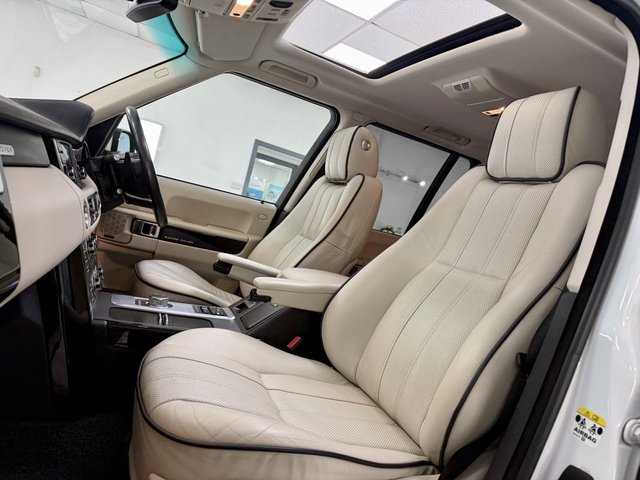 View our LAND ROVER RANGE ROVER