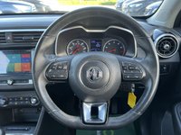 USED 2018 18 MG MG ZS 1.5 VTi-TECH Exclusive SUV 5dr Petrol Manual Euro 6 (s/s) (106 ps) - APPLE CAR PLAY - LEATHER SEATS - REVERSE CAMERA - P/SENSORS - BLUETOOTH - CRUISE