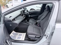 USED 2020 70 TOYOTA COROLLA Grey 2.0 VVT-h Design Touring Sports, 74,973 miles, ULEZ compliant, Hybrid auto, 8in Touchscreen, CarPlay/Android Auto, Sat Nav, Rear Camera, A/C. This 2020 Toyota Corolla VVT-h Design boasts an impressive service history with its last service completed on 30th October 2025 at 58,505 miles, offering peace of mind for its next owner. This Euro 6 compliant model features a powerful yet efficient 2.0L petrol hybrid engine, paired with the Design trim for a refined driving experience. You'll also benefit from a 3 month warranty and a 12 month MOT provided on purchase, ensuring roadworthiness.  Experience enhanced comfort and convenience with h