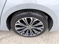 USED 2020 70 TOYOTA COROLLA Grey 2.0 VVT-h Design Touring Sports, 74,973 miles, ULEZ compliant, Hybrid auto, 8in Touchscreen, CarPlay/Android Auto, Sat Nav, Rear Camera, A/C. This 2020 Toyota Corolla VVT-h Design boasts an impressive service history with its last service completed on 30th October 2025 at 58,505 miles, offering peace of mind for its next owner. This Euro 6 compliant model features a powerful yet efficient 2.0L petrol hybrid engine, paired with the Design trim for a refined driving experience. You'll also benefit from a 3 month warranty and a 12 month MOT provided on purchase, ensuring roadworthiness.  Experience enhanced comfort and convenience with h