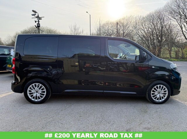 View our PEUGEOT E- Traveller