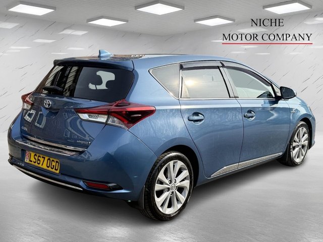 2017 TOYOTA AURIS - Photo 6