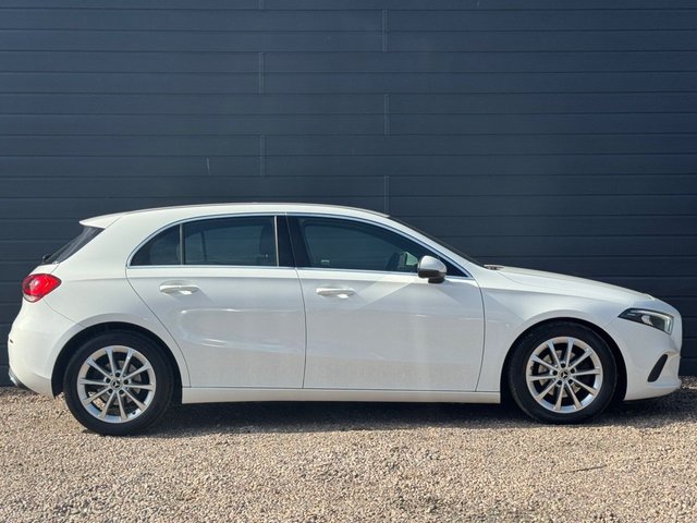 2019 Mercedes-Benz A-CLASS - Photo 8