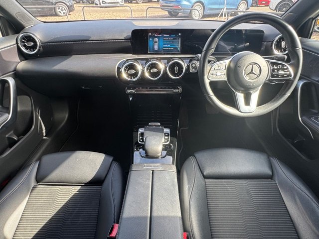 2019 Mercedes-Benz A-CLASS - Photo 4