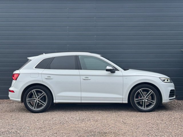 2018 AUDI SQ5 - Photo 8