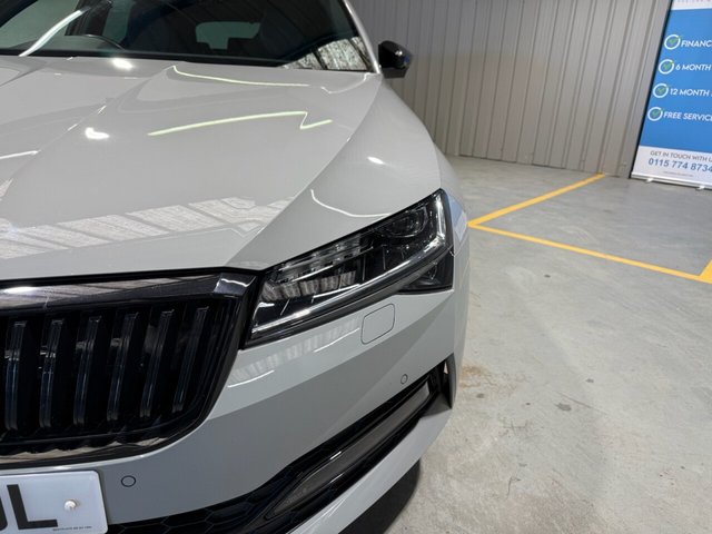 2021 SKODA SUPERB - Photo 11