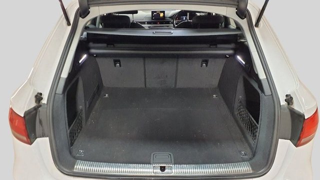 2016 AUDI A4 AVANT - Photo 4