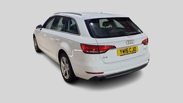 2016 AUDI A4 AVANT - Photo 8