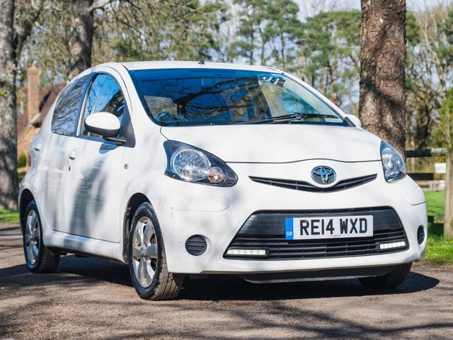 2014 TOYOTA AYGO 1.0 VVT-i Move Hatchback 5dr Petrol Manual Euro 5 (68 ps) - Photo 2