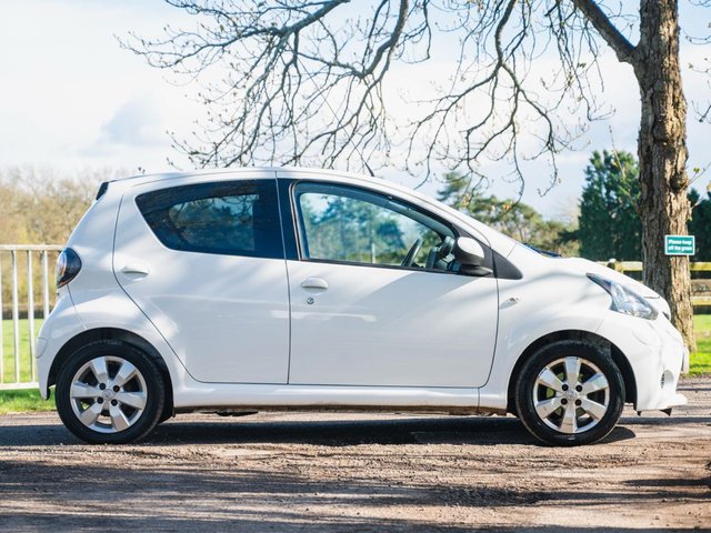 2014 TOYOTA AYGO 1.0 VVT-i Move Hatchback 5dr Petrol Manual Euro 5 (68 ps) - Photo 12