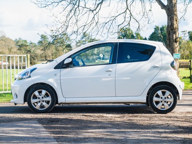 2014 TOYOTA AYGO 1.0 VVT-i Move Hatchback 5dr Petrol Manual Euro 5 (68 ps) - Photo 4