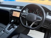 USED 2023 72 VOLKSWAGEN PASSAT 1.5 TSI EVO SEL Estate 5dr Petrol DSG Euro 6 (s/s) (150 ps) 