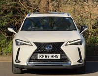 USED 2019 69 LEXUS UX 2.0 250h Takumi SUV 5dr Petrol Hybrid E-CVT Euro 6 (s/s) (184 ps) FULL MAIN DEALER SERVICE HISTORY