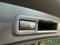 USED 2019 69 LEXUS UX 2.0 250h Takumi SUV 5dr Petrol Hybrid E-CVT Euro 6 (s/s) (184 ps) FULL MAIN DEALER SERVICE HISTORY