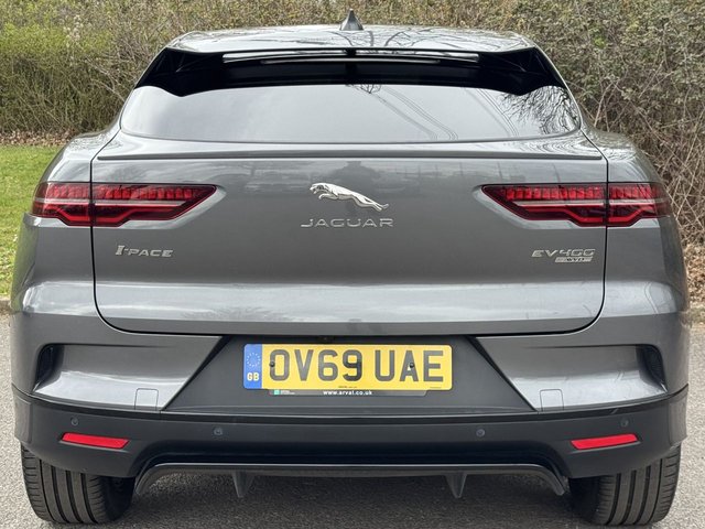 2019 JAGUAR I-PACE - Photo 4