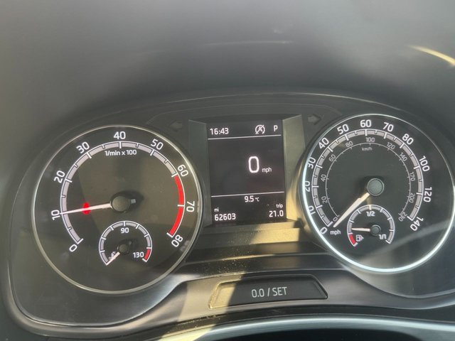 2019 SKODA FABIA - Photo 6