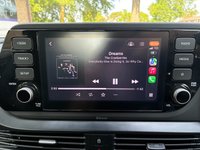 USED 2022 22 HYUNDAI BAYON 1.0 T-GDi MHEV SE Connect SUV 5dr Petrol Hybrid Manual Euro 6 (s/s) (100 ps) * DIGITAL DASH * PHONE MIRROR PLAY * PARKING CAMERA * 1 KEEPER * FULL SERVICE HISTORY * 2 KEYS *