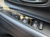 USED 2022 22 HYUNDAI BAYON 1.0 T-GDi MHEV SE Connect SUV 5dr Petrol Hybrid Manual Euro 6 (s/s) (100 ps) * DIGITAL DASH * PHONE MIRROR PLAY * PARKING CAMERA * 1 KEEPER * FULL SERVICE HISTORY * 2 KEYS *