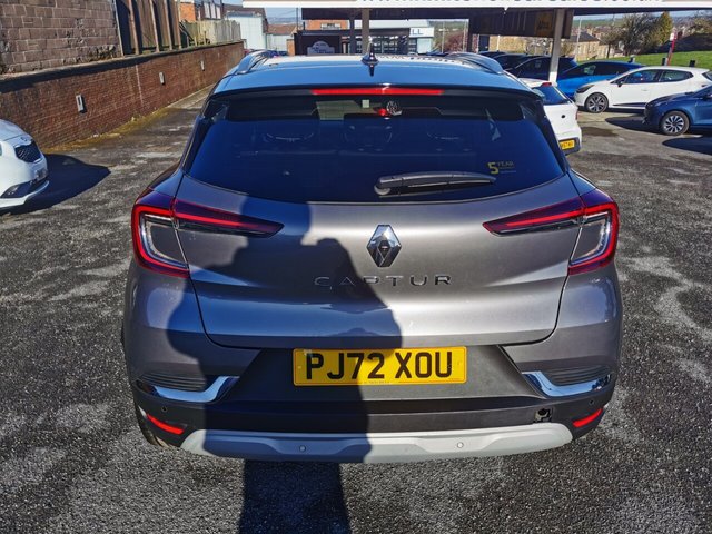 2022 RENAULT CAPTUR - Photo 5