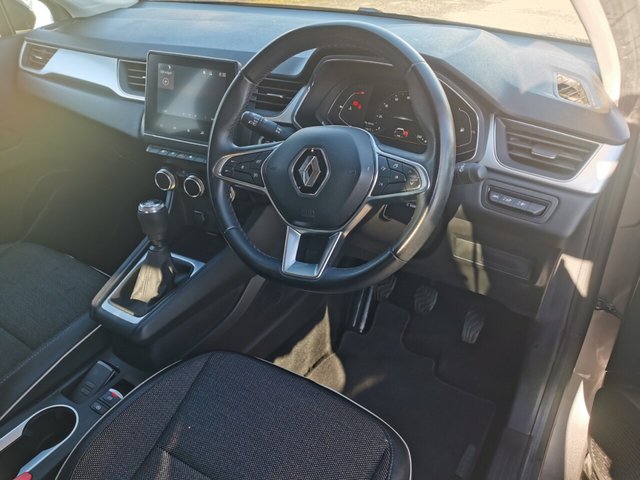 2022 RENAULT CAPTUR - Photo 7