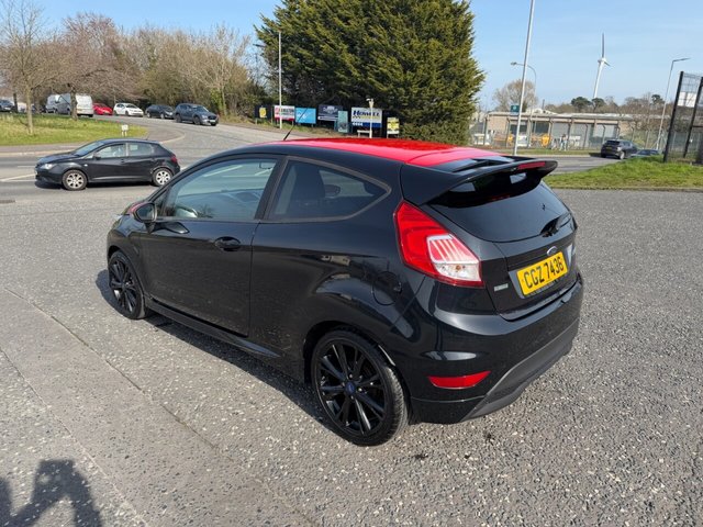 2016 FORD FIESTA - Photo 5