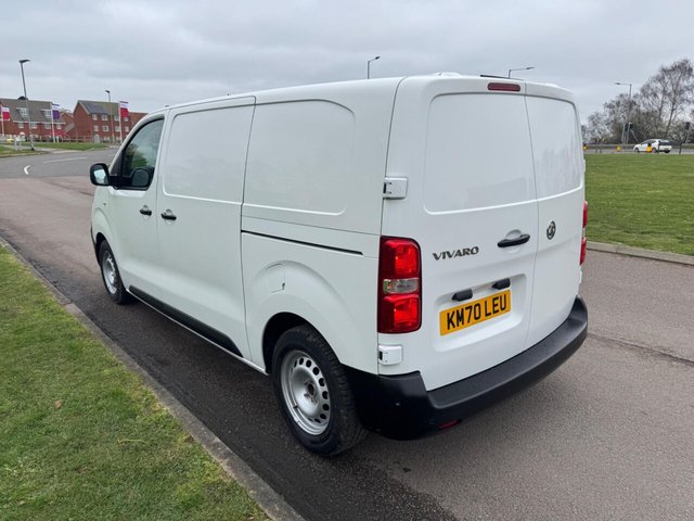 2020 VAUXHALL VIVARO - Photo 5