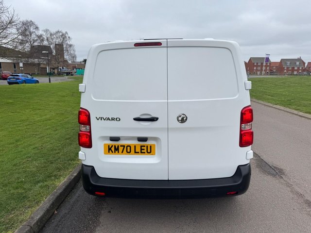 2020 VAUXHALL VIVARO - Photo 6