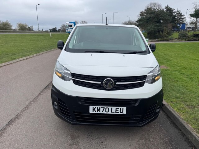 2020 VAUXHALL VIVARO - Photo 2