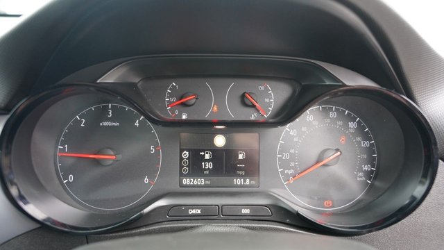 2017 VAUXHALL CROSSLAND X 1.6 Turbo D ecoTEC SE Nav SUV 5dr Diesel Manual Euro 6 (s/s) (99 ps) - Photo 10