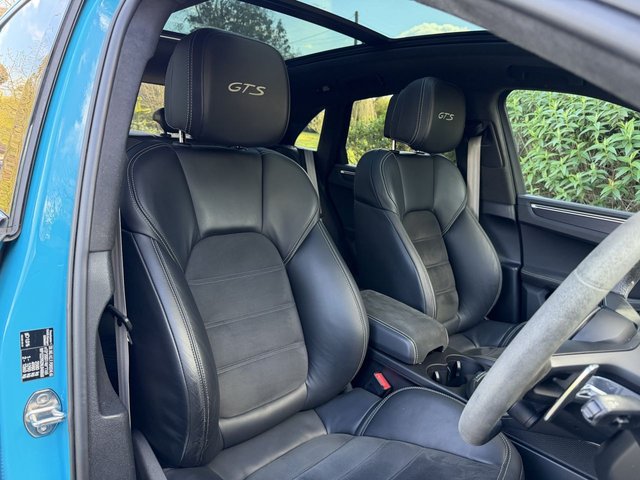 2022 PORSCHE MACAN GTS - Photo 11