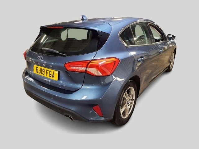 2019 FORD FOCUS - Photo 9