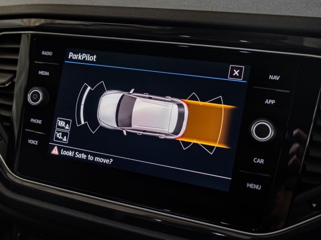 2018 Volkswagen T-Roc 2L Sel 5dr - Photo 9