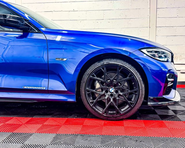 2021 BMW 3 SERIES - Photo 10