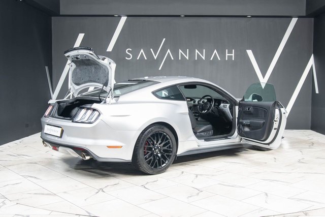 2019 FORD MUSTANG - Photo 12