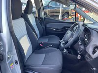 USED 2018 68 TOYOTA YARIS 1.5 VVT-i Icon Tech Hatchback 5dr Petrol Manual Euro 6 (111 ps) 
