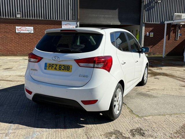 2014 HYUNDAI IX20 - Photo 3