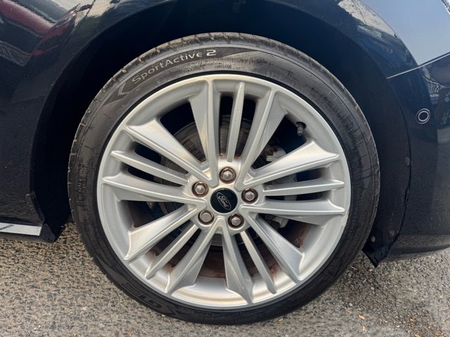 2019 FORD FOCUS - Photo 9